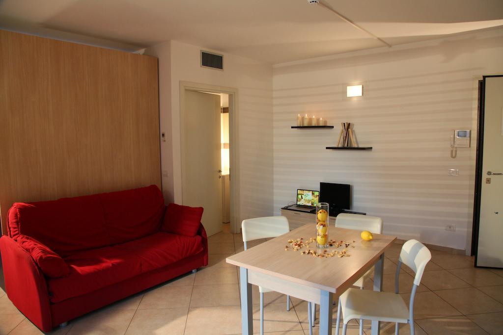ريتشوني Residence Ilario Suite Hotel الغرفة الصورة