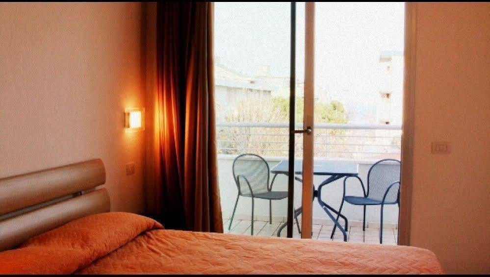 ريتشوني Residence Ilario Suite Hotel المظهر الخارجي الصورة